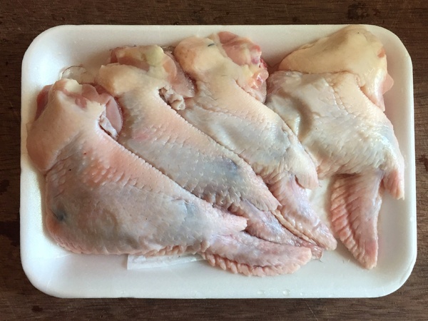 巧活食品：巧活黑鑽雞