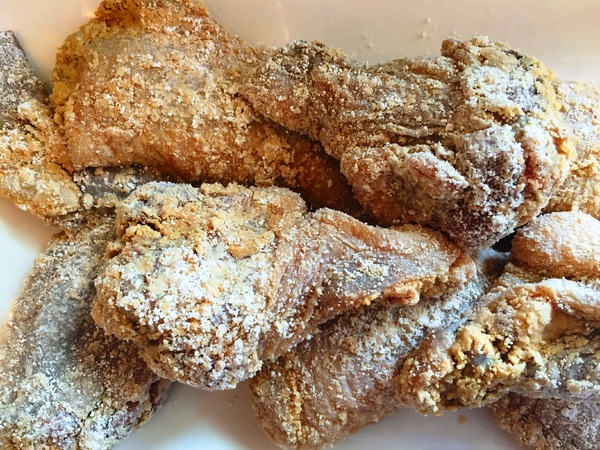 巧活食品：巧活黑鑽雞