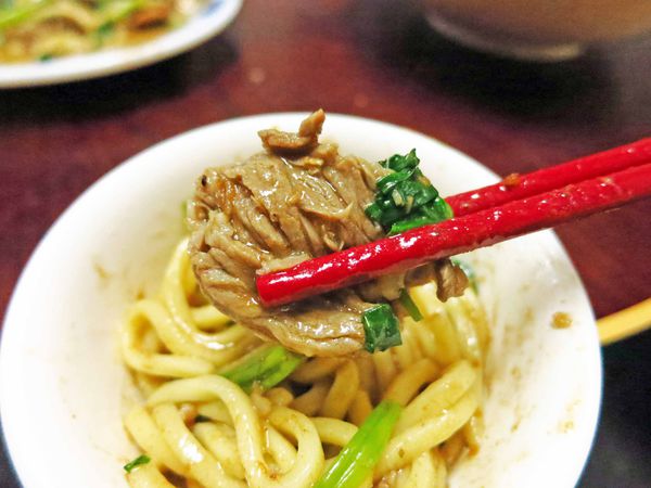 【三重美食】昌隆街炒羊肉-隱藏在巷弄中的羊肉炒麵