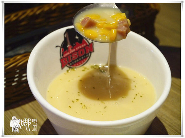 Bison野牛原味炭烤牛排(中央店)：中壢新明夜市旁品質很好的碳烤牛排~BISON野牛原味炭烤牛排/朋友家庭聚餐餐廳