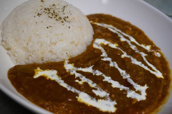 TokyoTEA&Restaurant KANO 東京紅茶/餐廳 嘉農：[忠孝新生] 東京紅茶＆餐廳 KANO：手作咖哩/披薩/鬆餅~頂級錫蘭曼斯納MlesnA香味紅茶