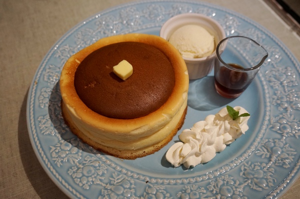 TokyoTEA&Restaurant KANO 東京紅茶/餐廳 嘉農：[忠孝新生] 東京紅茶＆餐廳 KANO：手作咖哩/披薩/鬆餅~頂級錫蘭曼斯納MlesnA香味紅茶