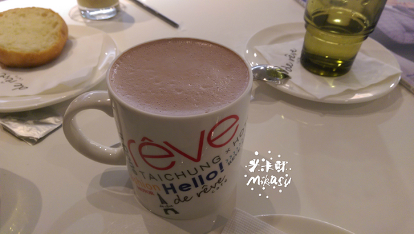 德爾芙餐廳 de reve cafe(統一夢時代購物中心):【高雄/食﹡前鎮】紅線凱旋站夢時代.德爾芙餐廳 de reve cafe