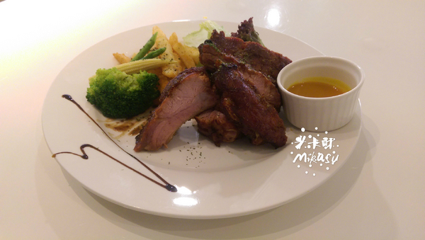 德爾芙餐廳 de reve cafe(統一夢時代購物中心):【高雄/食﹡前鎮】紅線凱旋站夢時代.德爾芙餐廳 de reve cafe