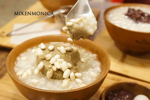 透光棉花：[食記]新竹東區 薏仁抹茶冰淇淋來新竹了!!! 減糖配方養身健康 烏龍焙茶薏仁茶香喜歡 日本明治冰淇淋 東南街新開幕