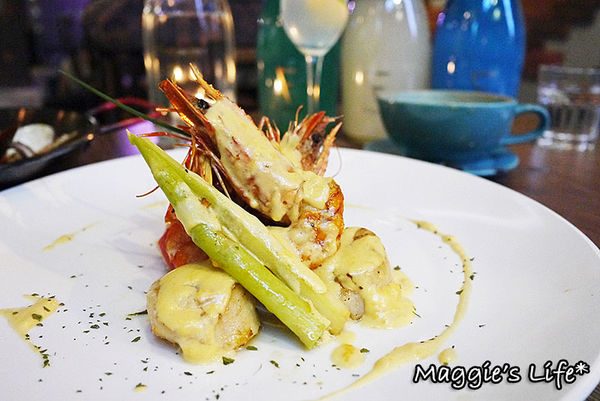 魯尼餐廳 Luni Café - 信義店：台北美食。捷運信義安和【魯尼餐廳LUNI CAFE】地中海風味餐酒館◆地中海料理。異國料理。團體包場。慶生聚會