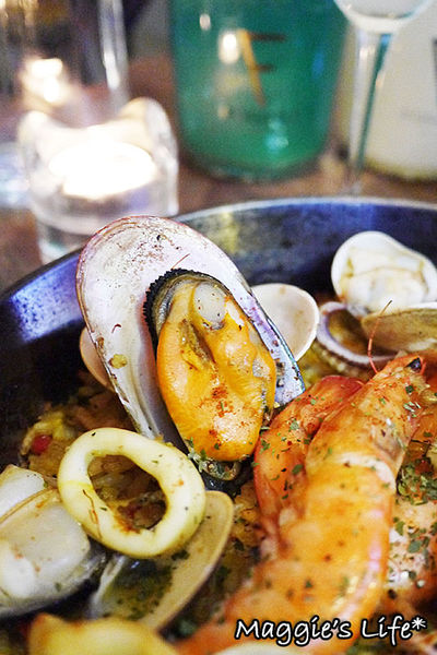 魯尼餐廳 Luni Café - 信義店：台北美食。捷運信義安和【魯尼餐廳LUNI CAFE】地中海風味餐酒館◆地中海料理。異國料理。團體包場。慶生聚會