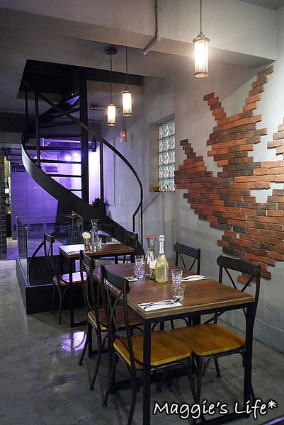 魯尼餐廳 Luni Café - 信義店：台北美食。捷運信義安和【魯尼餐廳LUNI CAFE】地中海風味餐酒館◆地中海料理。異國料理。團體包場。慶生聚會