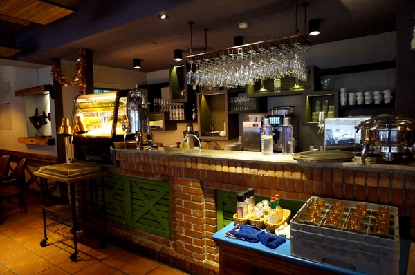 Oliver歐利佛牛排館：[永和.永安市場] Oliver歐利佛牛排館：精緻美味的排餐～物超所值！