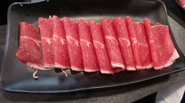 七品鍋物:【雲林美食】七品鍋物~價格平實的火鍋店,自在的用餐空間,是三五好友以及公司聚餐的好選擇