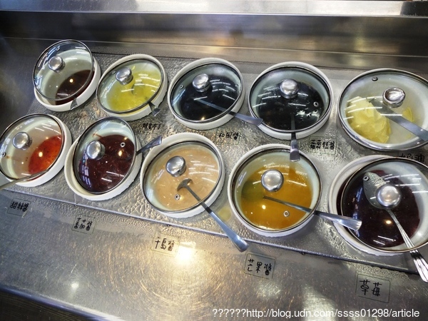 六吋盤晨間飲食館：【美食特搜。屏東市】六吋盤晨間飲食館。主打自然健康路線 號稱醬料控的天堂 屏東人早午餐朝聖地