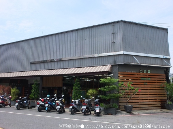 六吋盤晨間飲食館：【美食特搜。屏東市】六吋盤晨間飲食館。主打自然健康路線 號稱醬料控的天堂 屏東人早午餐朝聖地