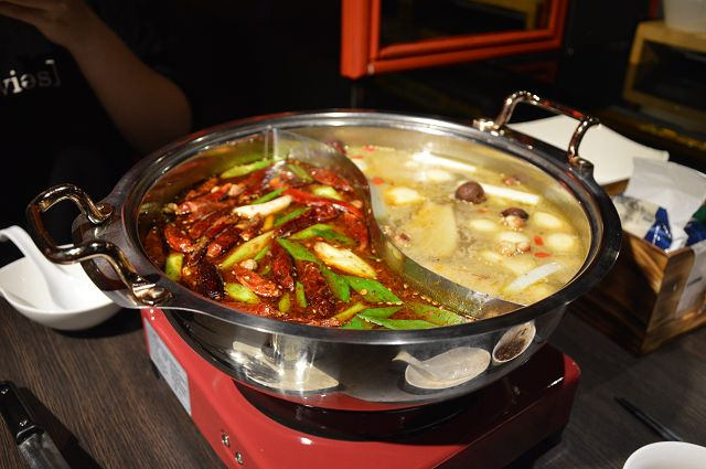 紅麻辣老鍋10