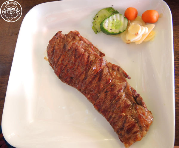 紅牛原味炭烤牛排(合江店)：呷飽祙【台北中山･紅牛原味炭烤牛排(合江店)】旅行應援團推薦