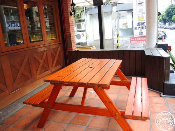 紅牛原味炭烤牛排(合江店)：呷飽祙【台北中山･紅牛原味炭烤牛排(合江店)】旅行應援團推薦