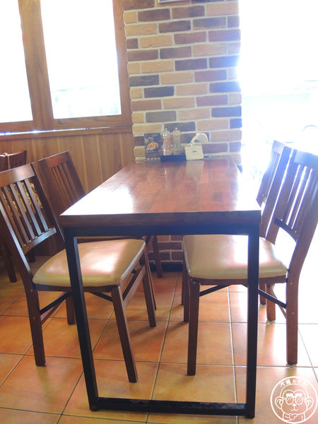 紅牛原味炭烤牛排(合江店)：呷飽祙【台北中山･紅牛原味炭烤牛排(合江店)】旅行應援團推薦