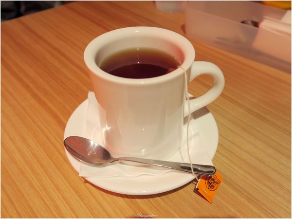 YumYum Deli:台北 捷運忠孝敦化站 YumYum Deli~熱量破表。中西擦撞的好味火花