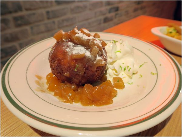 YumYum Deli:台北 捷運忠孝敦化站 YumYum Deli~熱量破表。中西擦撞的好味火花