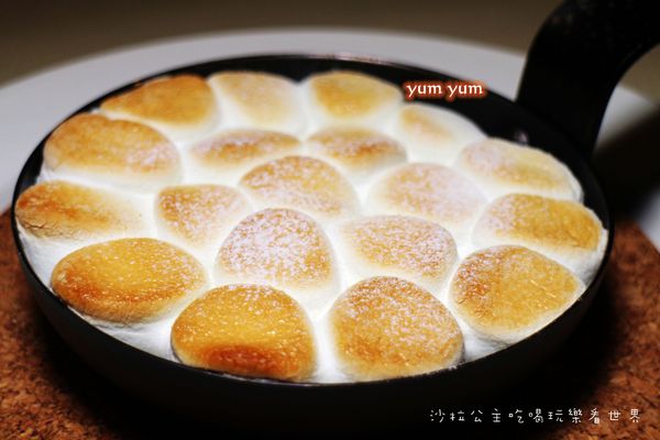 YumYum Deli:有滷肉‧炸排骨的美式餐廳『YumYum Deli』東區216巷/捷運忠孝敦化站