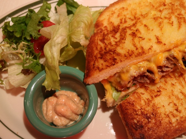 YumYum Deli：【台北美食】東區巷弄創意美食YumYum@忠孝敦化站