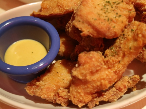 YumYum Deli：【台北美食】東區巷弄創意美食YumYum@忠孝敦化站