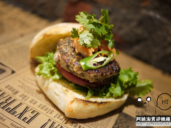 【台北美式】【北捷士林站】Burger Ray-超美味漢堡沒吃到會捶心肝．心臟病堡/鵝肝/巫毒雞腿堡/士林區