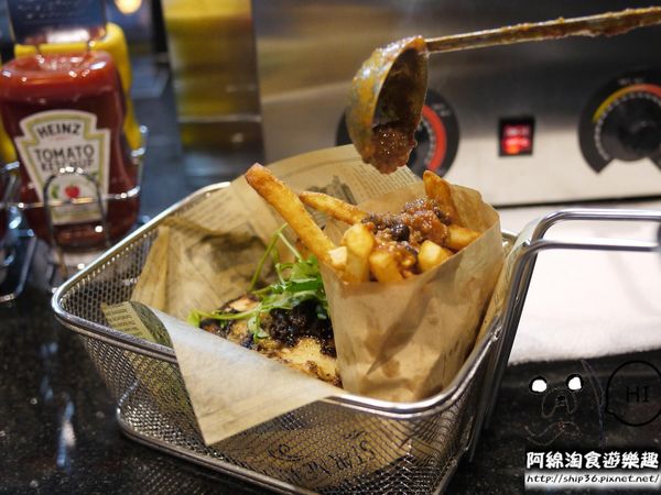 【台北美式】【北捷士林站】Burger Ray-超美味漢堡沒吃到會捶心肝．心臟病堡/鵝肝/巫毒雞腿堡/士林區