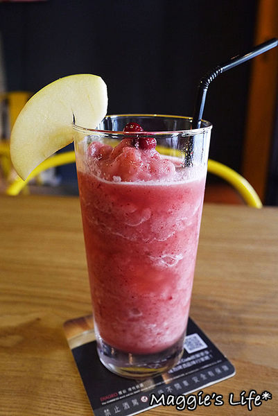 Halfway There 伴路餐酒:台北美食。捷運松江南京餐酒館【Halfway There伴路餐酒】◆早午餐。三明治。義大利麵。燉飯。排餐。調酒