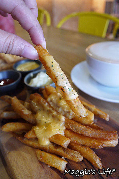 Halfway There 伴路餐酒:台北美食。捷運松江南京餐酒館【Halfway There伴路餐酒】◆早午餐。三明治。義大利麵。燉飯。排餐。調酒