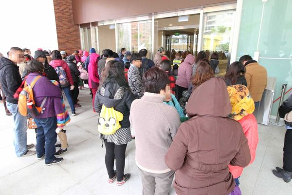 【桃園林口美食】林口三井outlet-超人氣日本靜岡勝政日式豬排、安普蕾修伴手禮