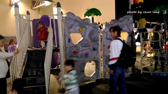 華泰名品城-17.jpg - 燦爛耶誕夜景