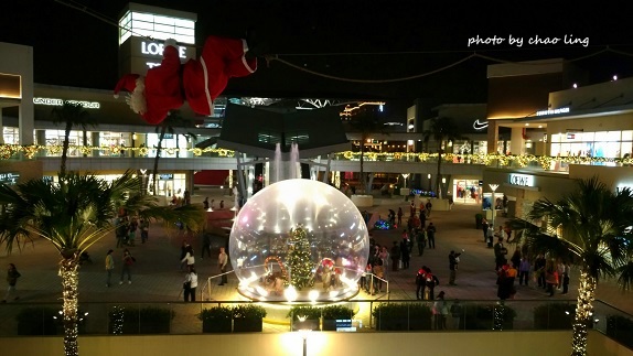 華泰名品城-10.jpg - 燦爛耶誕夜景