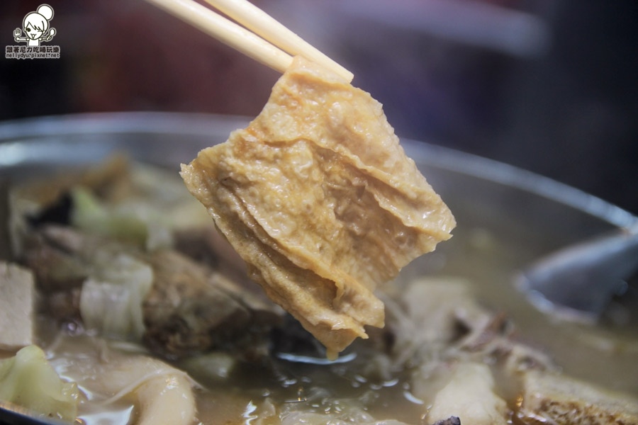 888燻茶鵝 滷味 薑母鴨34.JPG