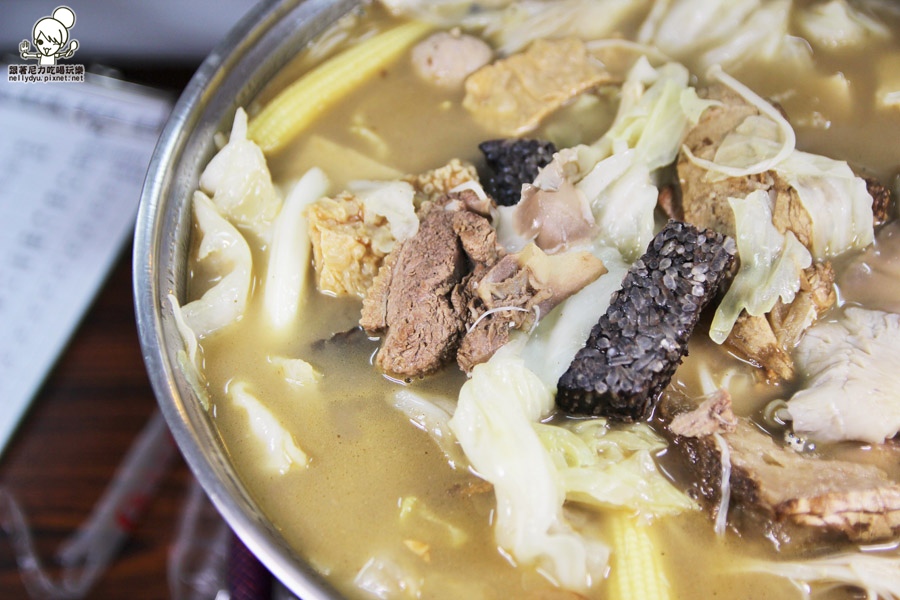 888燻茶鵝 滷味 薑母鴨43.JPG