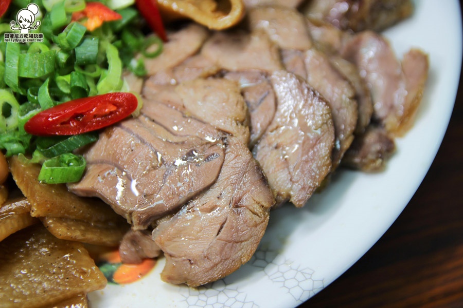 888燻茶鵝 滷味 薑母鴨25.JPG