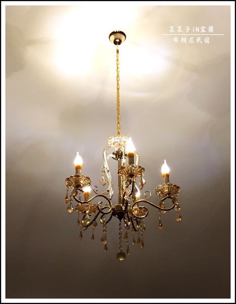 吊燈.jpg