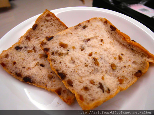 後少女時代 台中南屯天然健康美味又實在的品麵包