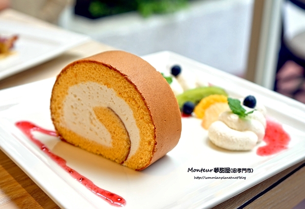 Monteur 夢甜屋(忠孝門市): 【愛評網口碑體驗】年輪蛋糕/生乳捲 /輕食下午茶 ✿✿ Monteur 夢甜屋(忠孝門市) ✿✿(完整菜單)