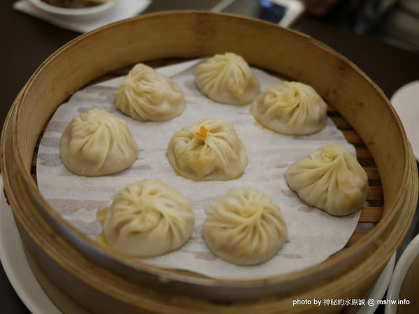 麷溙鼎：【食記】彰化麷傣鼎湯包館@員林華成市場 : 絲瓜蝦仁口味還挺好吃的, 不過其他的都有點奇怪…U_U