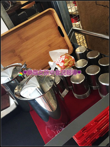 BVK:【彰化美食】午晚餐 ♥ BVK咖哩專科 ♥新開幕~只賣咖哩卻讓人難以忘懷的好口味≡內有用心在料理的老闆