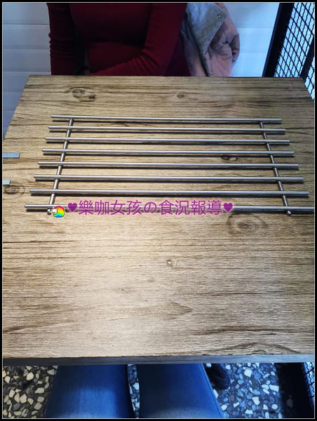 BVK:【彰化美食】午晚餐 ♥ BVK咖哩專科 ♥新開幕~只賣咖哩卻讓人難以忘懷的好口味≡內有用心在料理的老闆