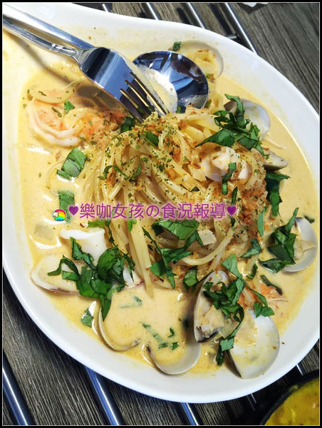 BVK:【彰化美食】午晚餐 ♥ BVK咖哩專科 ♥新開幕~只賣咖哩卻讓人難以忘懷的好口味≡內有用心在料理的老闆