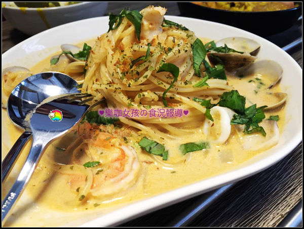 BVK:【彰化美食】午晚餐 ♥ BVK咖哩專科 ♥新開幕~只賣咖哩卻讓人難以忘懷的好口味≡內有用心在料理的老闆