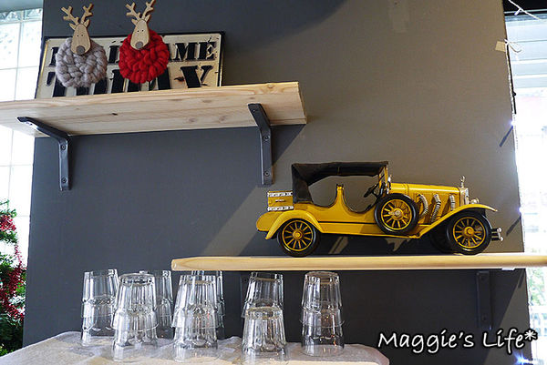 AT Café:台北美食。捷運南京三民【AT Café】吃美食玩桌遊~不想回家了!◆早午餐。漢堡。三明治。手工甜點。桌遊體驗。包場服務