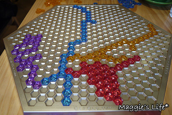 AT Café:台北美食。捷運南京三民【AT Café】吃美食玩桌遊~不想回家了!◆早午餐。漢堡。三明治。手工甜點。桌遊體驗。包場服務