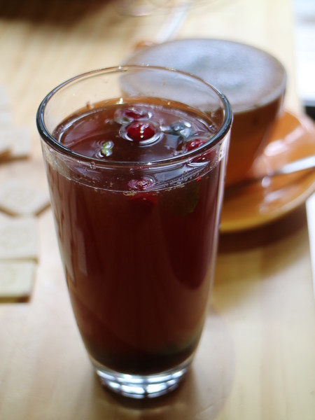 AT Café：【台北美食】早午餐新選擇--AT Café還可玩桌遊喔!!