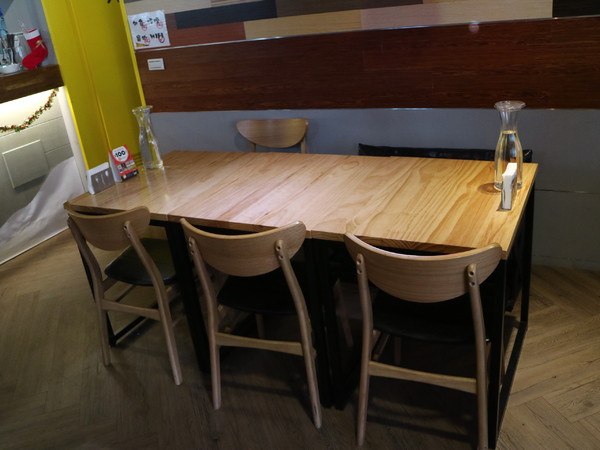 AT Café：【台北美食】早午餐新選擇--AT Café還可玩桌遊喔!!