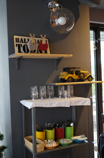 AT Café:(胖樺食記) 八德路AT Café提供高CP值餐點及眾多桌上遊戲。內文附多款桌遊分享。