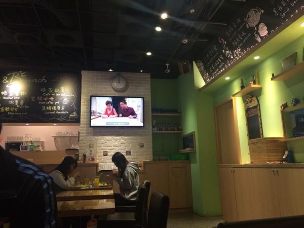 11139697_1582772775341087_1402140669_n