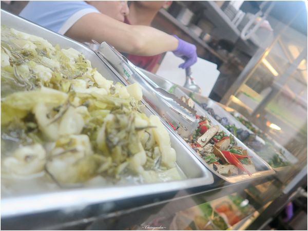 阿娥排骨麵：[北投在地美食]阿娥排骨麵~推薦紅燒肉乾拌麵